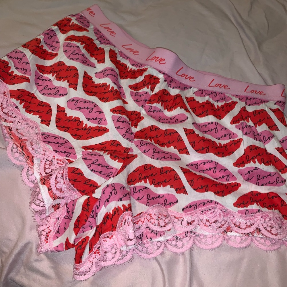 VS girly shorts